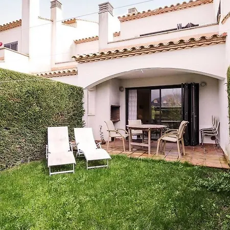 Sistachrentals Casa La Pletera 374 Con Jardin Privado Y Piscina Comunitaria Holiday home *