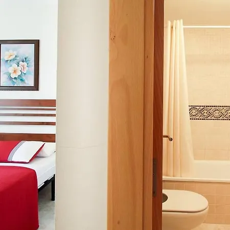 Sistachrentals Casa La Pletera 374 Con Jardin Privado Y Piscina Comunitaria